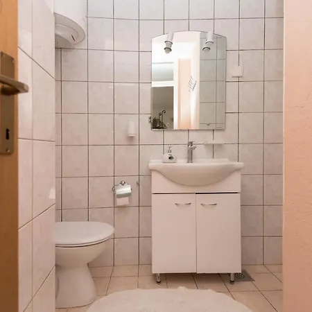 Pihler Apartment