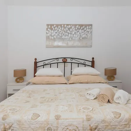 Pihler * Makarska
