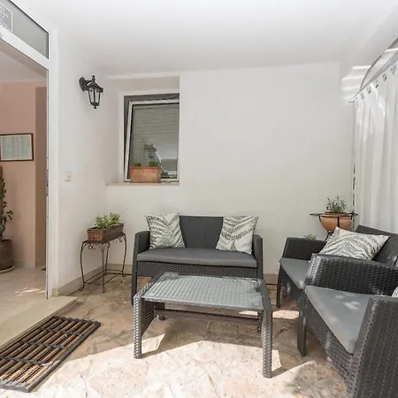 Apartment Pihler *