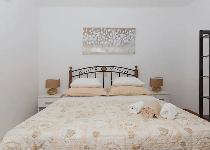 Pihler * Makarska